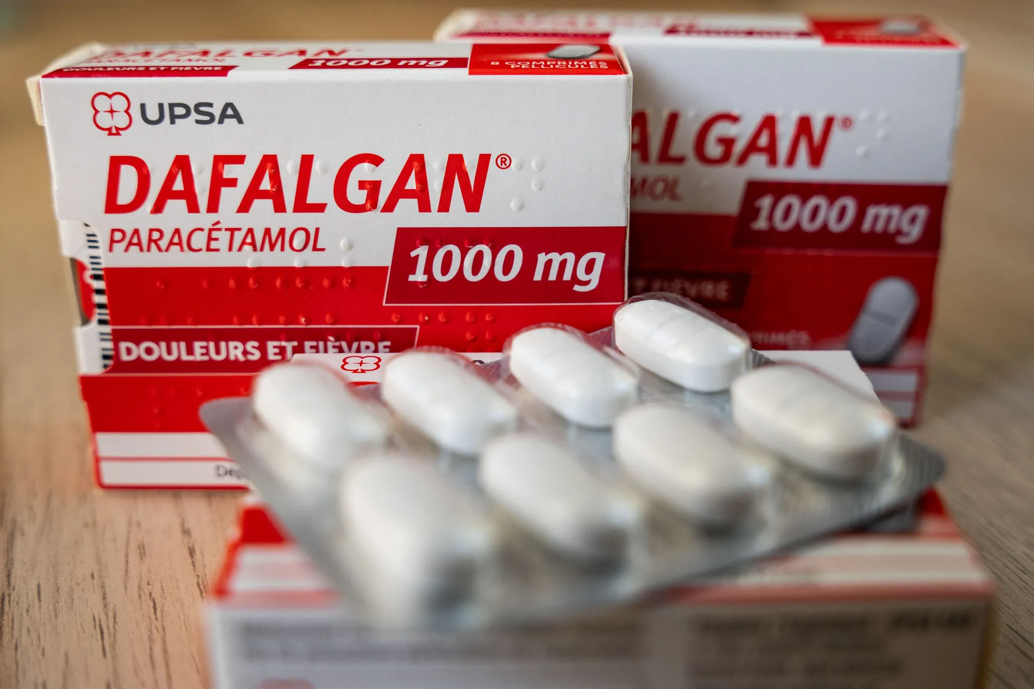 Médicaments et comprimés de paracétamol en pharmacie